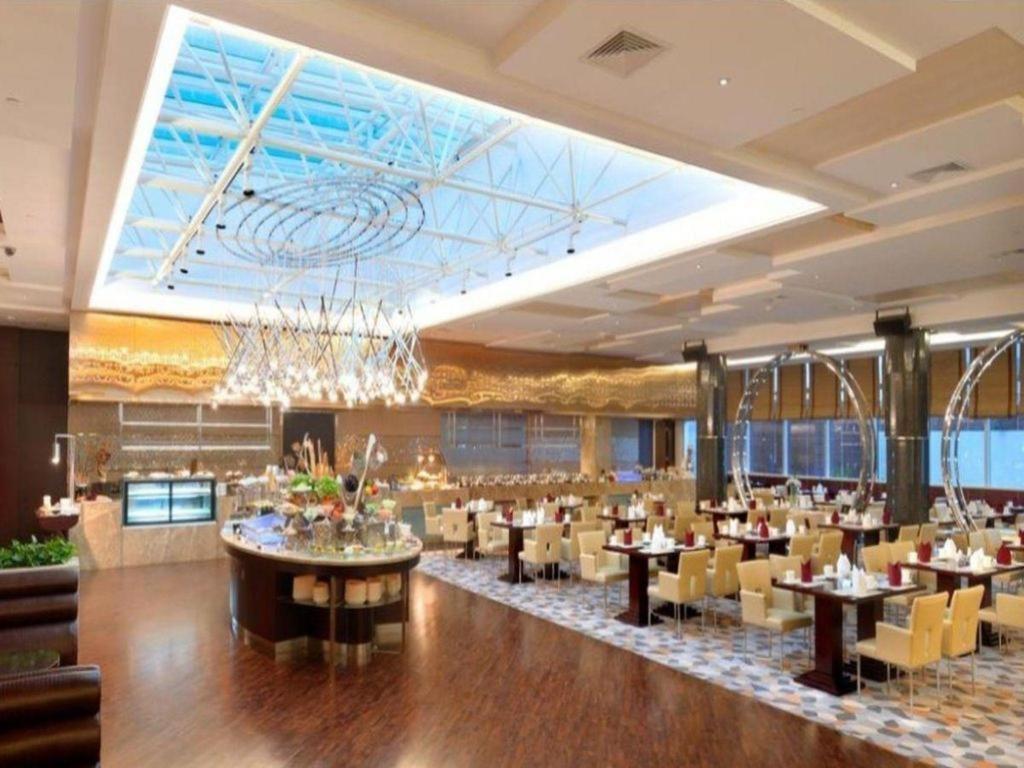 Golden Eagle Summit Hotel Downtown Nam Kinh Ngoại thất bức ảnh